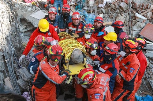 El número de muertos por terremoto en Turquía y Siria supera los 37 mil - ảnh 1