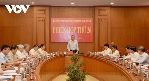 Máximo líder político de Vietnam pide mejorar prevención y lucha contra corrupción y negatividad  - ảnh 1