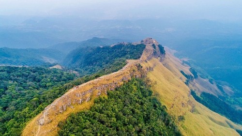 El Geoparque de Lang Son reconocido como Geoparque Mundial por la UNESCO - ảnh 8