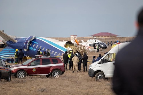 Azerbaiyán declara luto nacional por accidente aéreo - ảnh 1