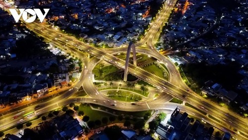 Los notables cambios de Da Nang 50 años después de su liberación - ảnh 13