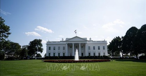 Más de 50 países contactan con la Casa Blanca para negociar la política arancelaria - ảnh 1