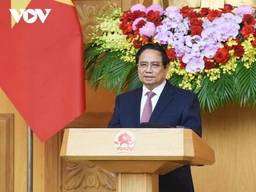 Primer Ministro de Vietnam evalúa cumplimiento de plazos en reestructuración administrativa - ảnh 1