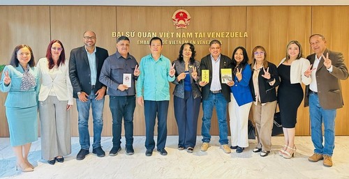 Parlamentario venezolano congratula exitosa celebración del XIV Congreso Nacional del PCV - ảnh 1