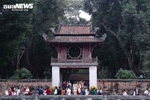 Un viaje de primavera por los sitios culturales sagrados de Vietnam - ảnh 1
