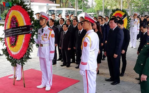 全国人民哀悼人民的代表陈大光主席 - ảnh 1