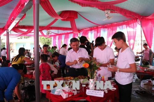 Célébrations de la journée de la famille vietnamienne - ảnh 1