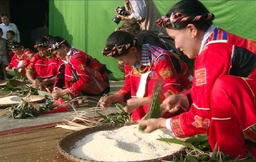 La cérémonie d’initiation des chamans Pà Then - ảnh 2