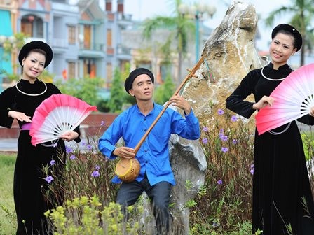 L’indigo, la couleur des vêtements tày - ảnh 1