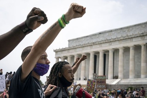 De Washington à Paris, mobilisation massive contre le racisme  - ảnh 2