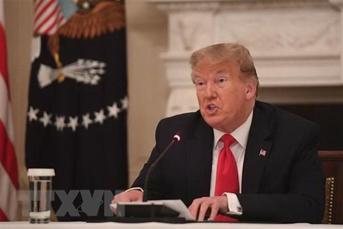 «Couper les ponts» avec la Chine est une «option» pour les États-Unis, prévient Trump  - ảnh 1