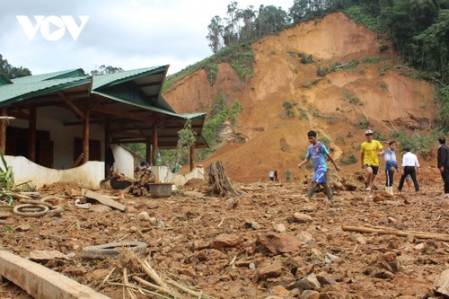 Molave: Séoul accorde une aide de 300.000 dollars au Centre du Vietnam - ảnh 1