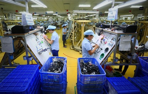 Le Vietnam table sur plus de 600 milliards de dollars à l’exportation en 2021 - ảnh 1