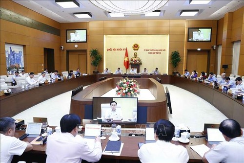 Ouverture de la 14e session du comité permanent de l’Assemblée nationale - ảnh 1