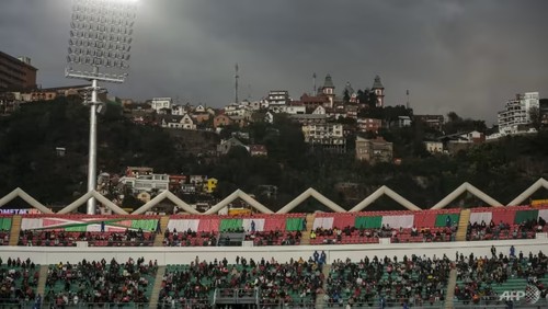 Madagascar: Au moins 12 morts et 80 blessés dans une bousculade dans un stade - ảnh 1