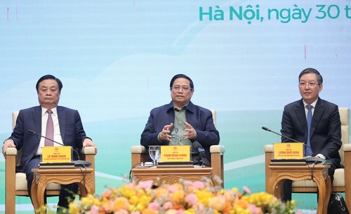 Pham Minh Chinh dialogue avec les agriculteurs - ảnh 1