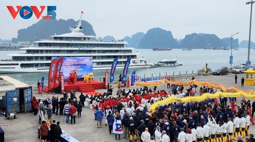 Clipper Race poursuit sa course depuis Ha Long - ảnh 1