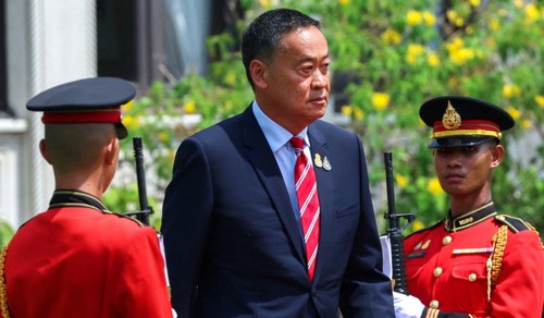 Le Premier ministre thaïlandais destitué par la Cour constitutionnelle - ảnh 1