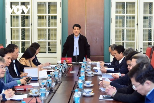 Luong Cuong et Vo Thi Anh Xuân travaillent avec le Bureau présidentiel - ảnh 1