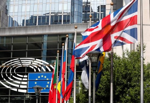 UK supports setting up EU military unit - ảnh 1