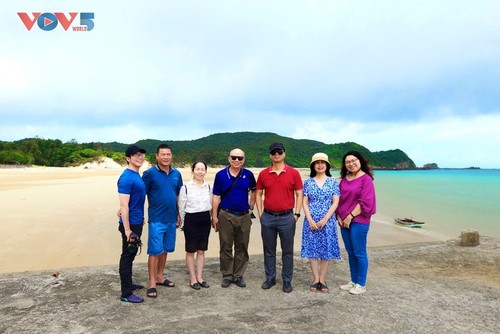 L'île de Thanh Lân - un joyau caché au milieu de l'océan - ảnh 13