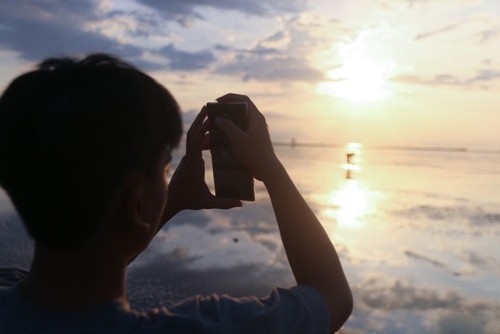 Quang Lang: la plage où la nature et la sérénité se révèlent l’une à l’autre - ảnh 11