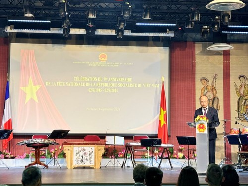 Le Vietnam célèbre sa Fête nationale à Paris  - ảnh 1