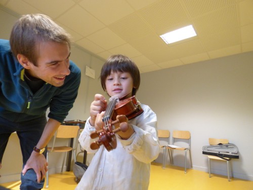 Manoé Grandvuinet: «Je ne vis pas entre quatre murs, je vis entre quatre cordes…» - ảnh 2