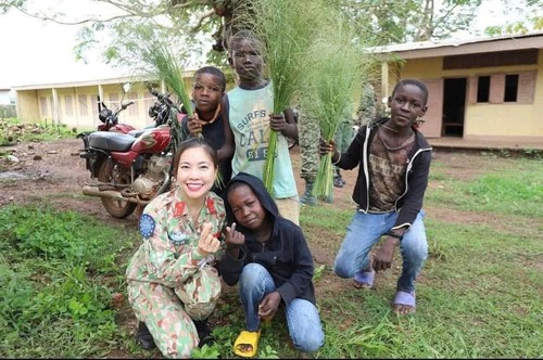 Vu Thi Liên: «Mon parcours est celui de la responsabilité, du partage et de la foi dans les valeurs durables de la paix” - ảnh 6