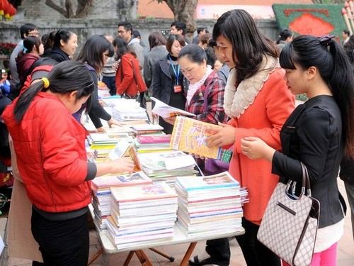 Der 12. Tag für vietnamesische Gedichte wird im Literaturtempel eröffnet - ảnh 1