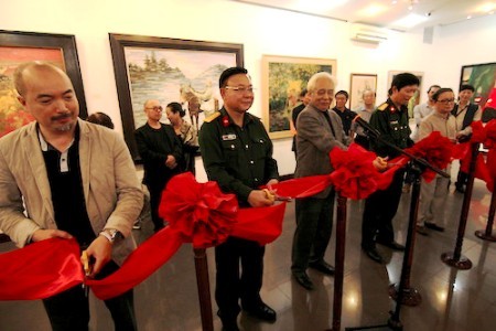Kunst-Ausstellung zum Dien Bien Phu-Sieg - ảnh 1