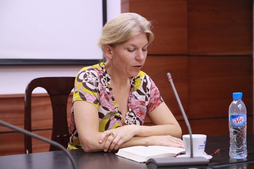 Roman “Der Geschmack von Apfelkernen” zum ersten Mal in Vietnam vorgestellt - ảnh 1