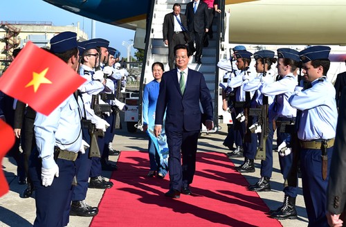Premierminister Nguyen Tan Dung besucht Portugal - ảnh 1