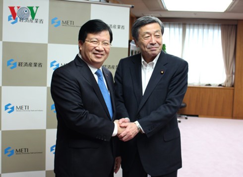 Vize-Premierminister Trinh Dinh Dung nimmt an Konferenz über die Zukunft für Asien teil - ảnh 1