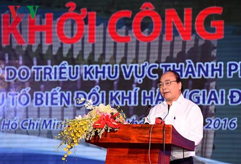 Start des Projekts gegen Hochwasser durch die Gezeiten in Ho Chi Minh Stadt - ảnh 1