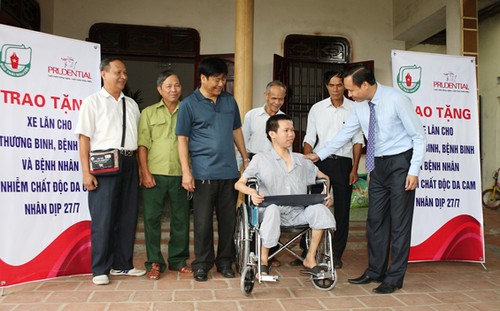 Verband der Agent-Orange-Opfer der Provinzen begleiten Opfer - ảnh 1