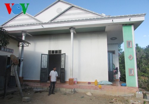 A Hler – guter Bauer aus der Volksgruppe Xo Dang im Dorf Kolok - ảnh 1