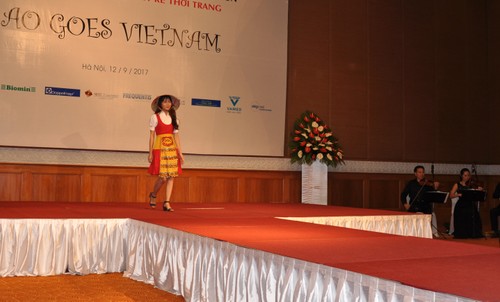 Das österreichische Dirndl im vietnamesischen Stil - ảnh 3