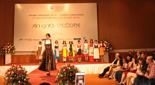 Das österreichische Dirndl im vietnamesischen Stil - ảnh 5