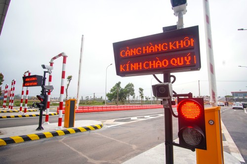 Der Flughafen Van Don strahlt im Nordosten des Landes - ảnh 2