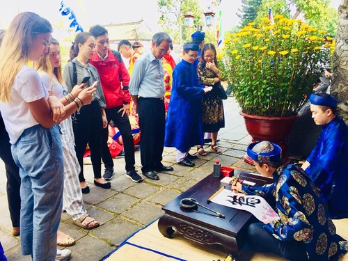 Das Land steht im Zeichen des Frühlings - ảnh 1