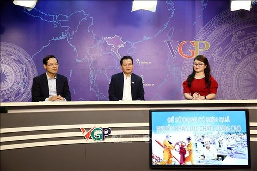 Änderung der Bildung zur Verbesserung der Qualität der Humanressourcen - ảnh 1