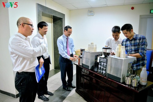 Online-Forum über das Freihandelsabkommen zwischen Vietnam und der EU - ảnh 12