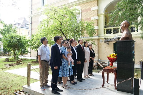 Feier zum vietnamesischen Nationalfeiertag in zahlreichen Ländern - ảnh 1