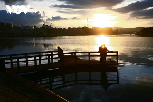 Die besonderen Bauwerke in Da Lat  - ảnh 8
