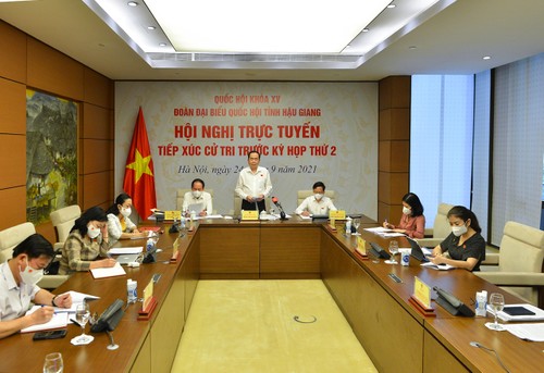 Vize-Parlamentspräsident Tran Thanh Man trifft Wähler in der Provinz Hau Giang - ảnh 1