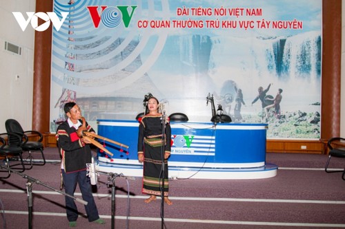 Präsident Ho Chi Minh bleibt ewig im Herzen der Bewohner im Hochland von Tay Nguyen - ảnh 1