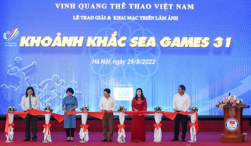 Preisverleihung des Fotowettbewerbs für Sea Games 31 - ảnh 1