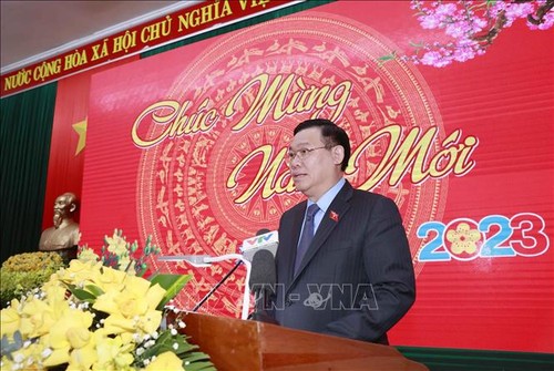 Quang Binh soll das Programm zur Entwicklung der Humanressourcen effizient durchführen - ảnh 1