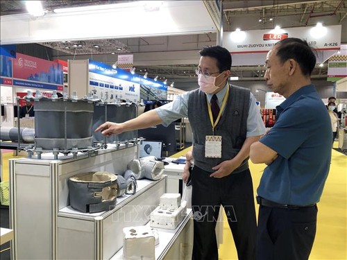 Eröffnung der internationalen Messe für Textilindustrie - ảnh 1